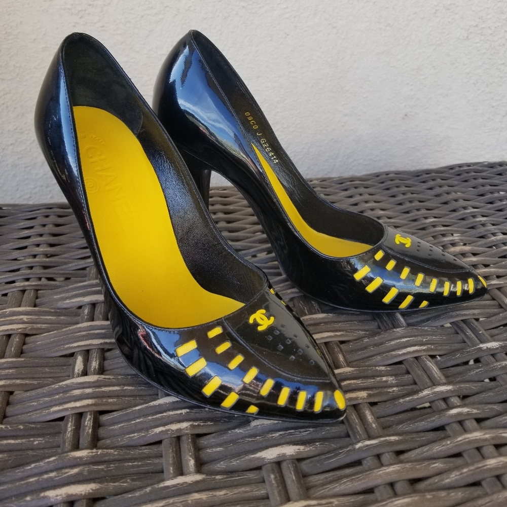 Vintage Chanel patent weaved heels sz 7 - Picture 1 of 11